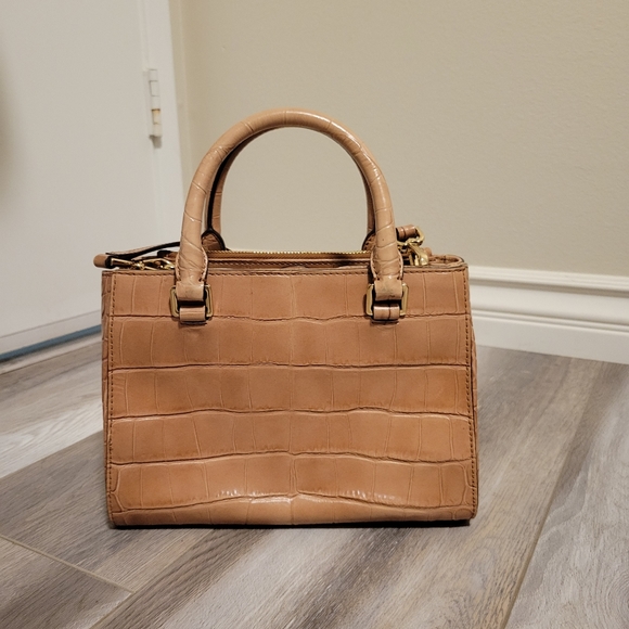 MICHAEL KORS Embossed Croc Handbag - Picture 5 of 7